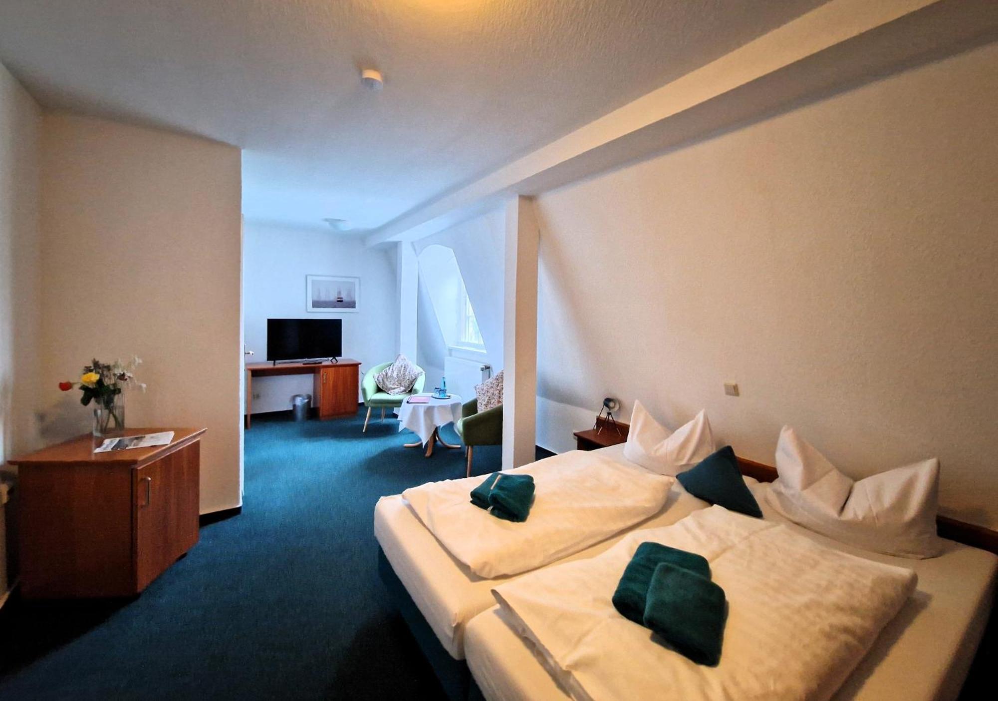 Hotel Fahrhaus Niederkleveez Boßdorf Екстериор снимка